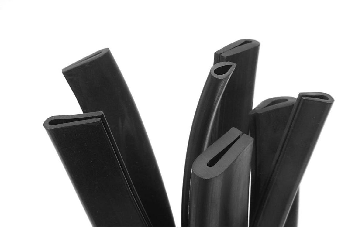 Extruded solid rubber seal