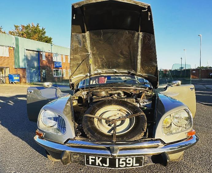 Citroen Super DS21  Bonnet