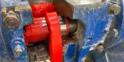 Mixing metal detectable silicone Mixing metal detectable silicone
