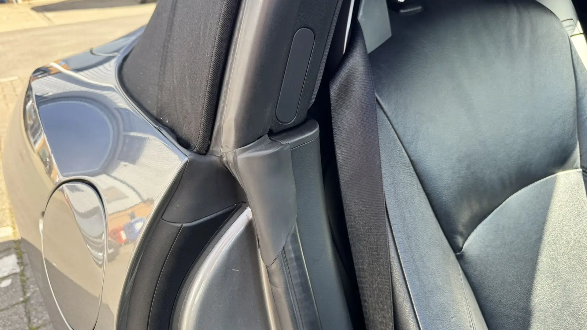 Car Door Seal with Moulded Profile
