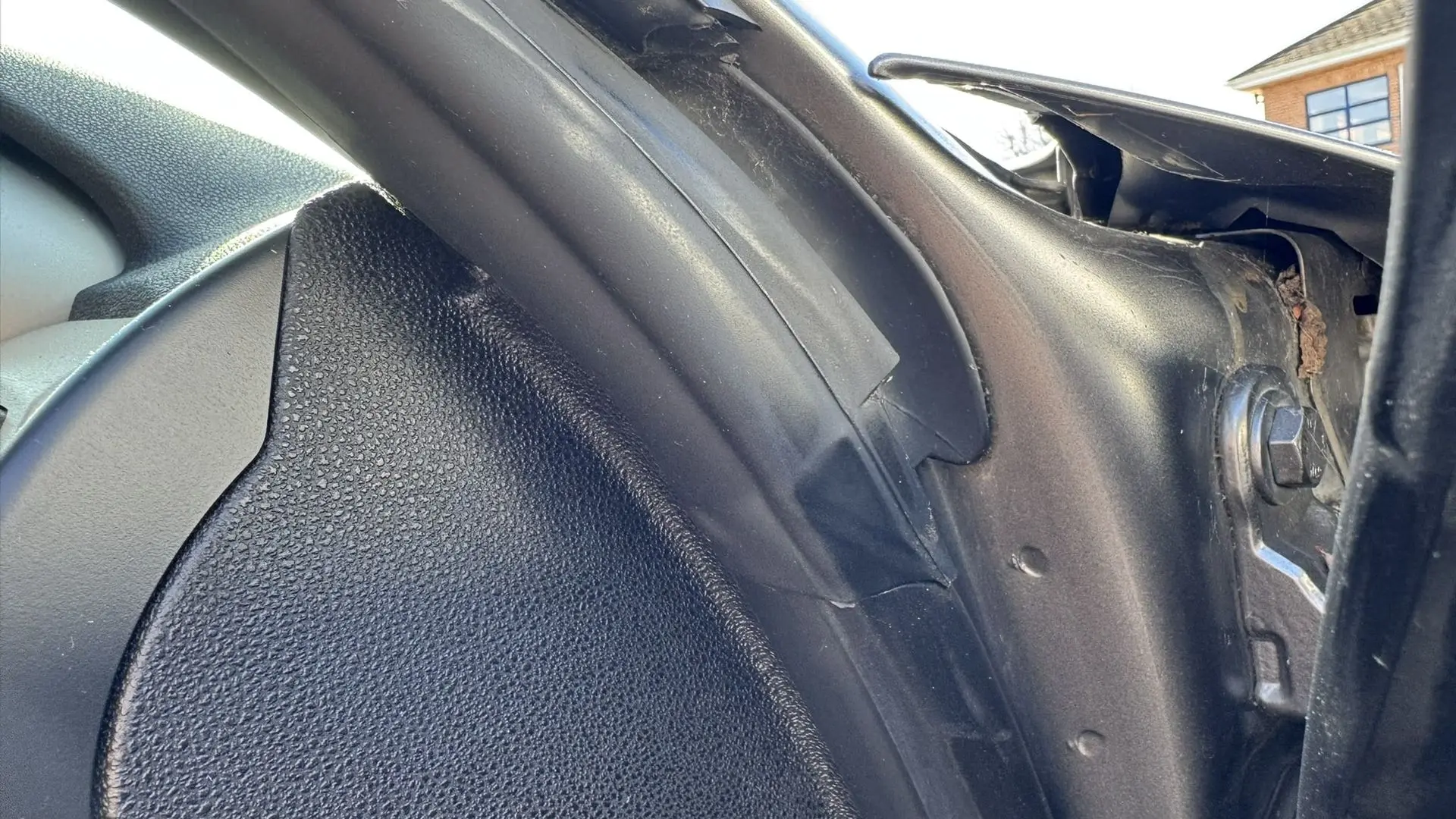 Car Door Seal Where Profile Changes
